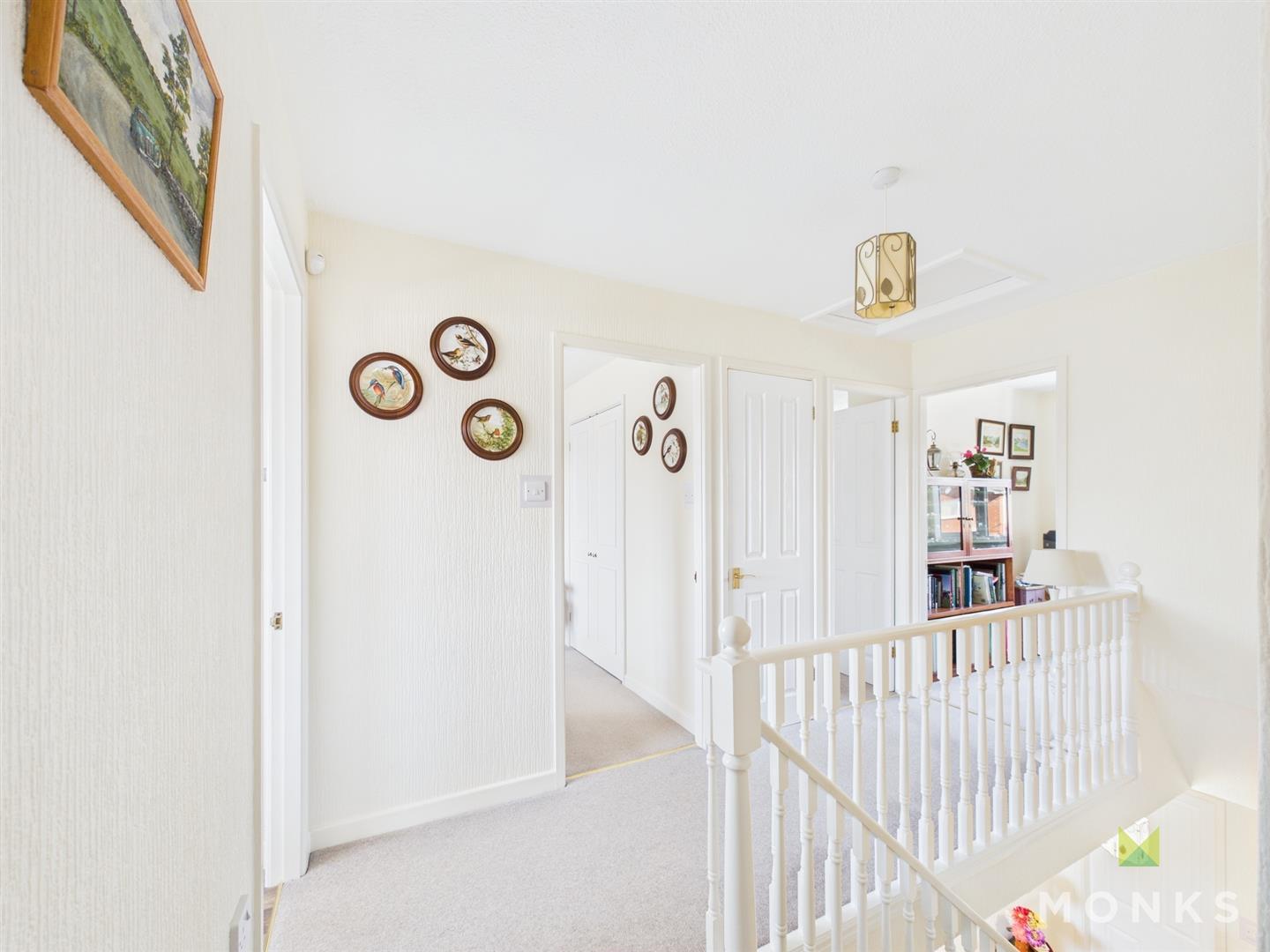 2 Breidden Close, Oswestry, SY11 1TT For Sale